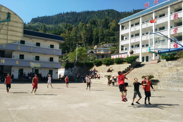 地西北村委会春节篮球运动会 地西北村委会春节篮球运动会